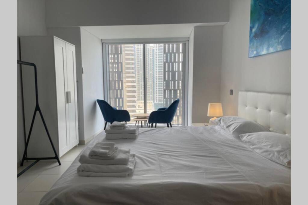 Cayan Tower Luxury Apartment With Sea View Dubai Bagian luar foto
